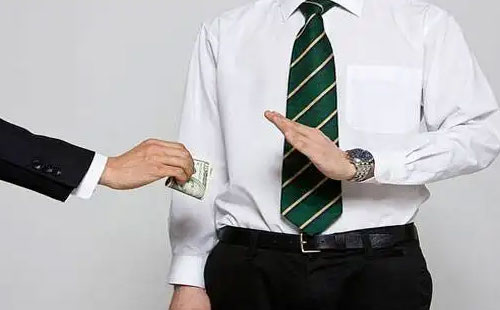 商务送礼要牢记4个门道，不懂必吃亏！